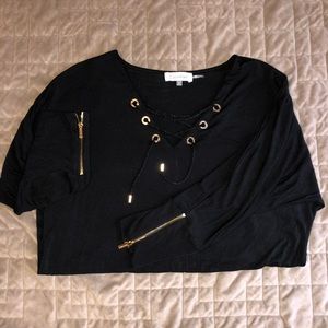 Beautiful shirt very comfy.